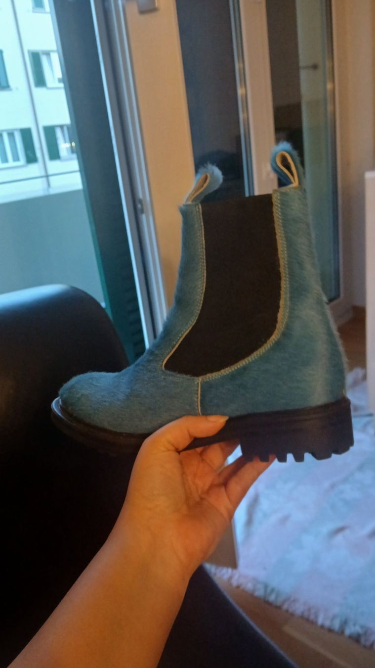 Herrenschuhe: L'IDEA Chelsea Boots hellblau, Gr. 38,5 – Gebraucht aus Hinterkappelen von lid_9h7j 1