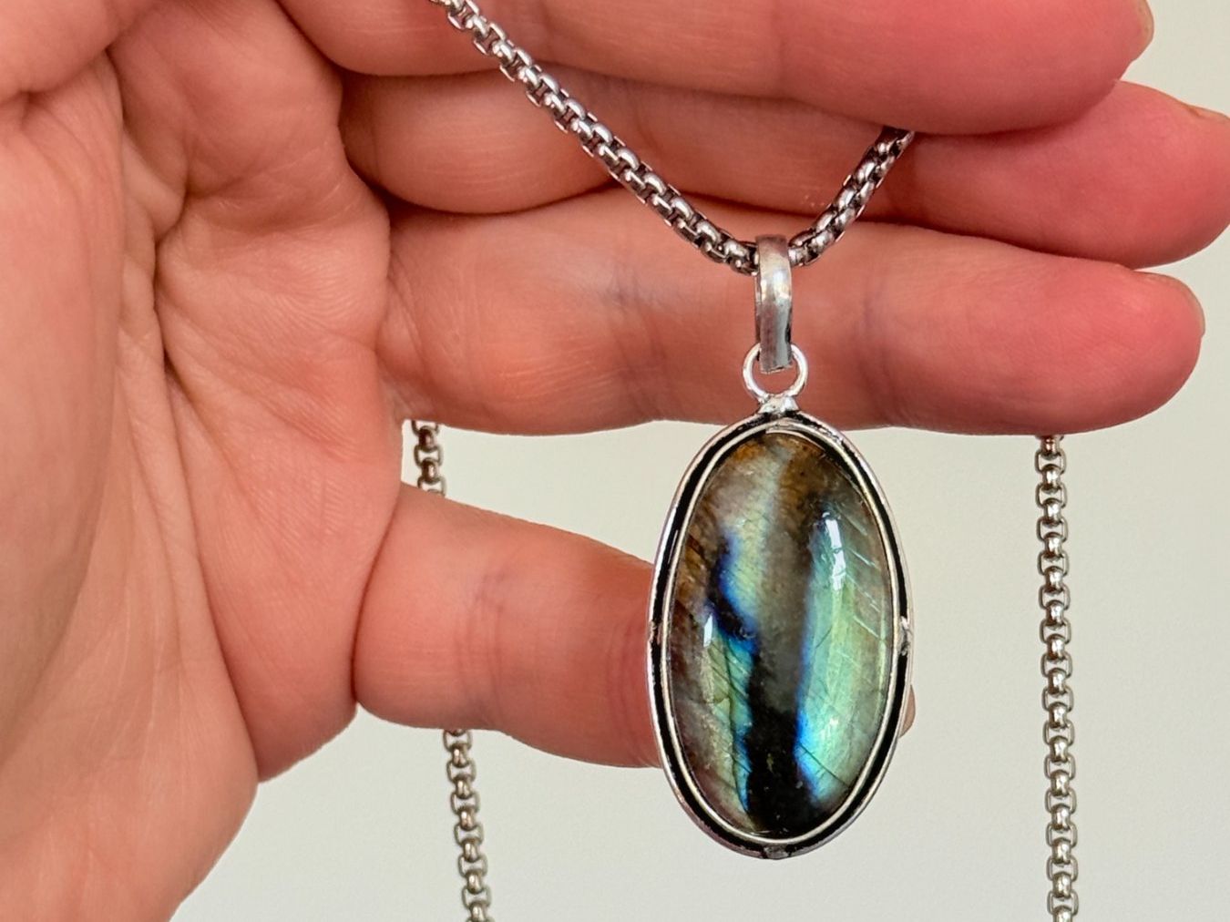 Catenine: Collier avec Labradorite – Nuovo e nell'imballaggio originale da Genève venduto da AWWA