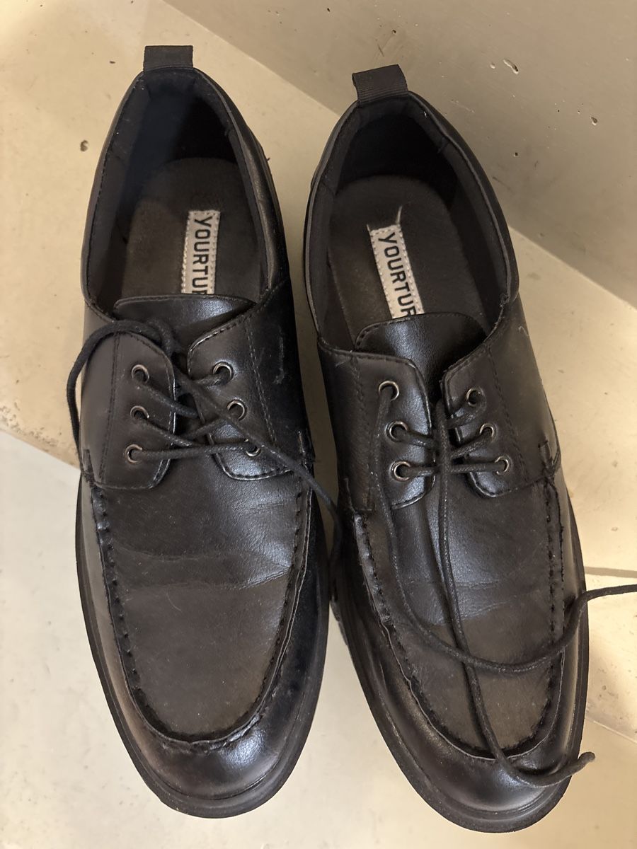 Scarpe da uomo: Schwarze Schnürschuhe YOURTURN Gr. 43 – Nuovo (secondo la descrizione) da Hendschiken venduto da Urania 5