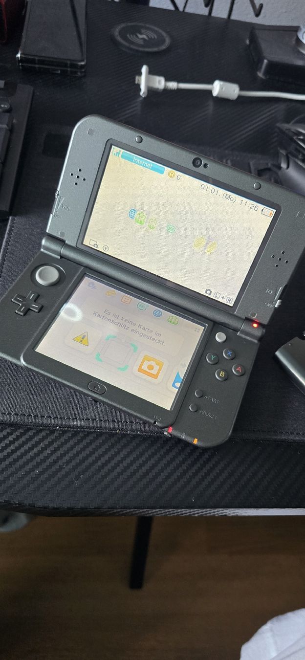 Nintendo Console: New Nintendo 3DS XL Metallic Gray – Difettoso da Egerkingen venduto da bea_rxm7
