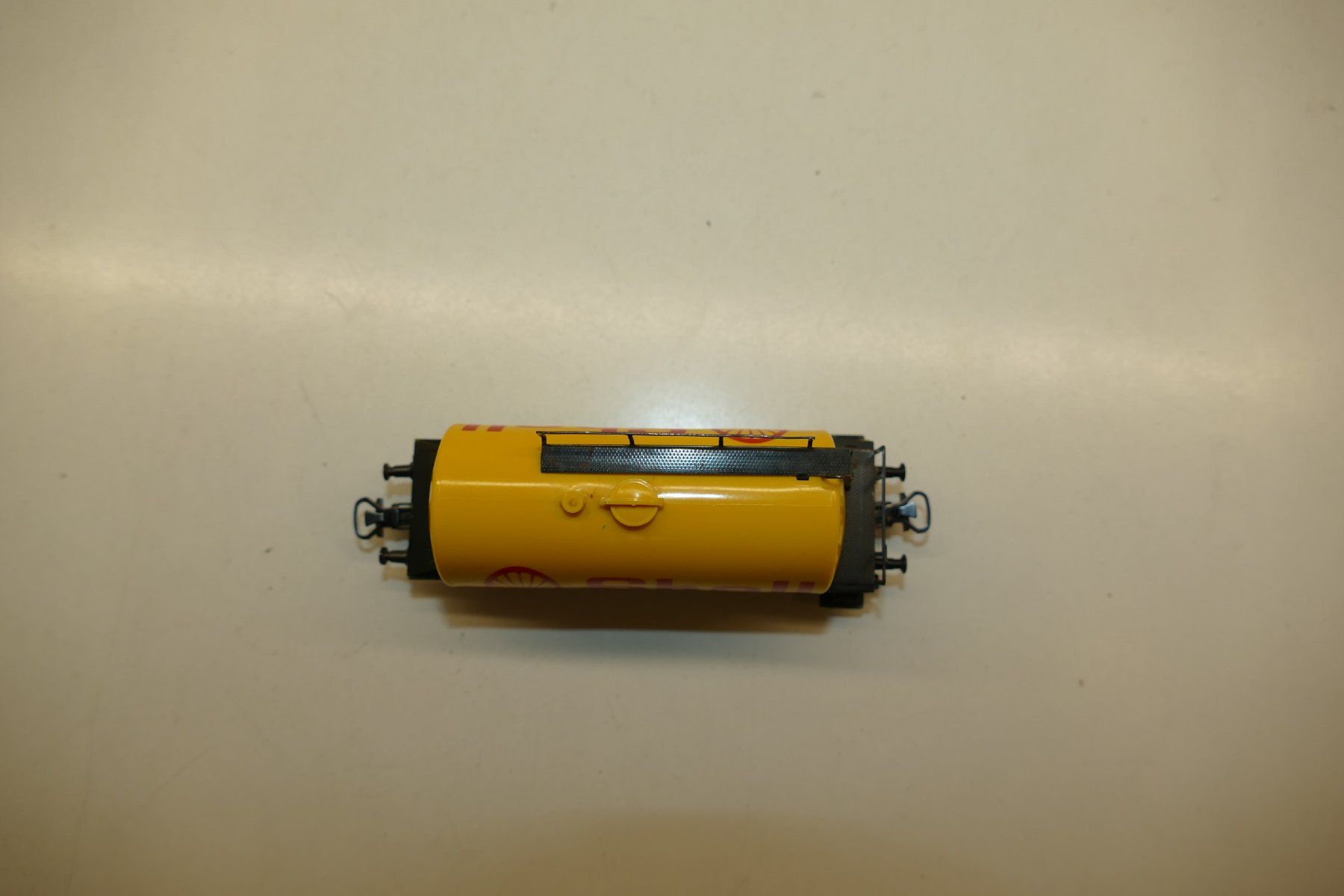 Märklin Trains électriques: Märklin H0: DB Kesselwagen Shell – D'occasion à Niederhasli par rail-duerst 4