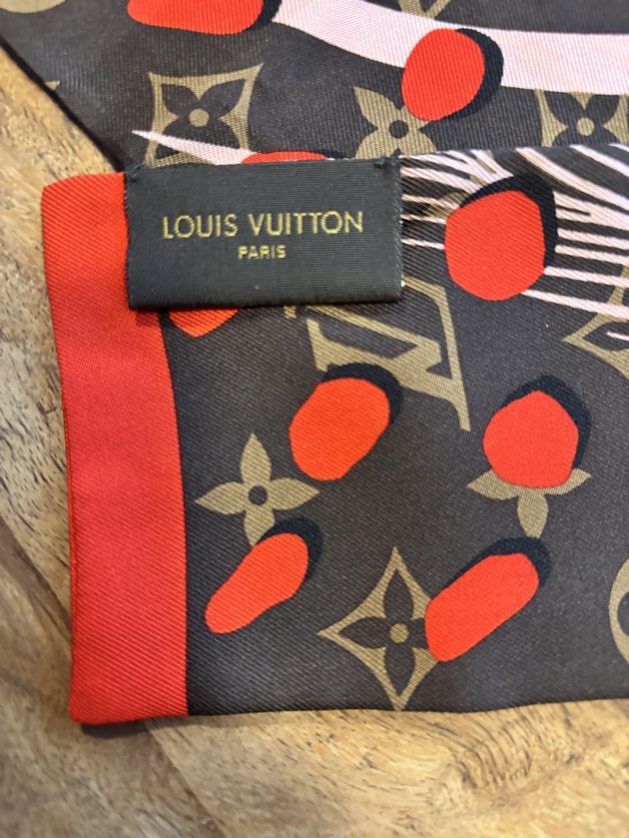 Louis Vuitton Foulard & Sciarpe: Louis Vuitton Seidentuch Jungle Dots, selten – Usato da St. Gallen venduto da heartbug 1