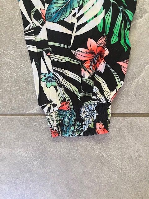 Pantalons: Leichte Stoffhose Chicorée – D'occasion à Aathal-Seegräben par daso03 2