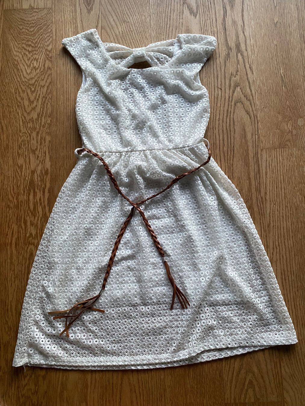 Vestiti & Gonne: Sommerkleid Mädchen weiss – Usato da Riedholz venduto da emm_22qn