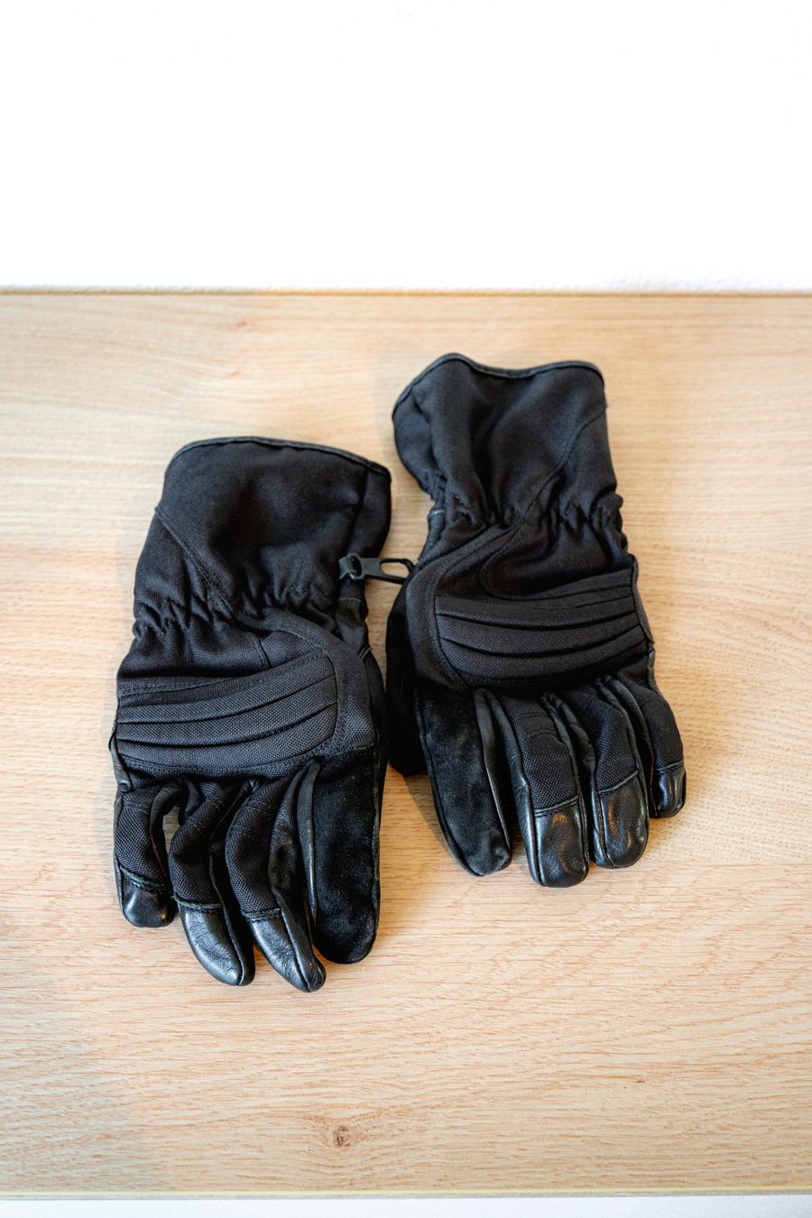 Guanti & manicotti: Motorradhandschuhe S/M – Usato da Rickenbach b. Wil venduto da mfrei103 1