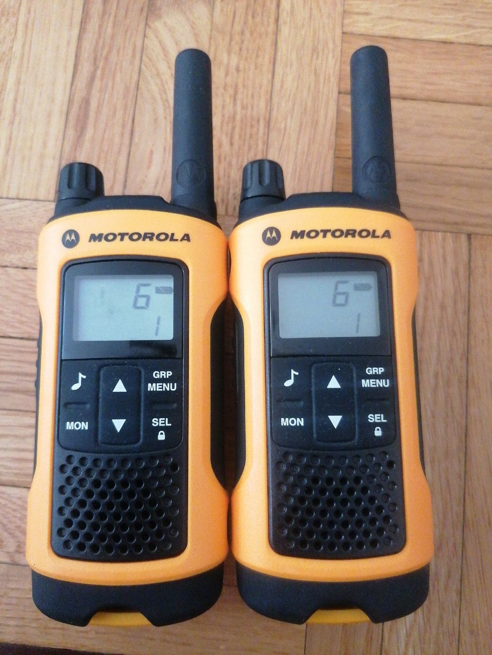 Motorola Funktechnik: Motorola Walkie – Gebraucht aus Lausanne von Frankenstein 1