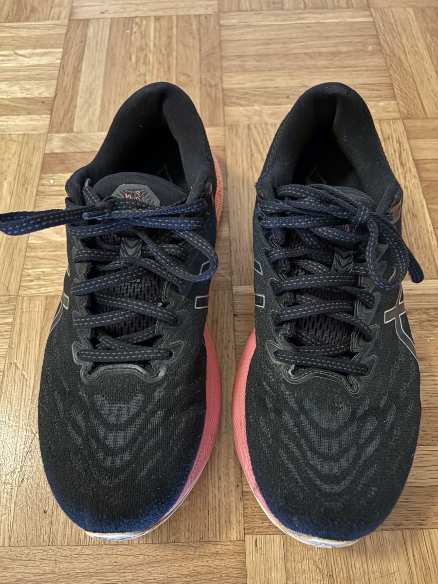 Asics Scarpe da donna: Asics GT-2000 11 – Usato da Bern venduto da SanBuser 1