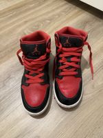 JORDAN 1 Mid Sneakers 38