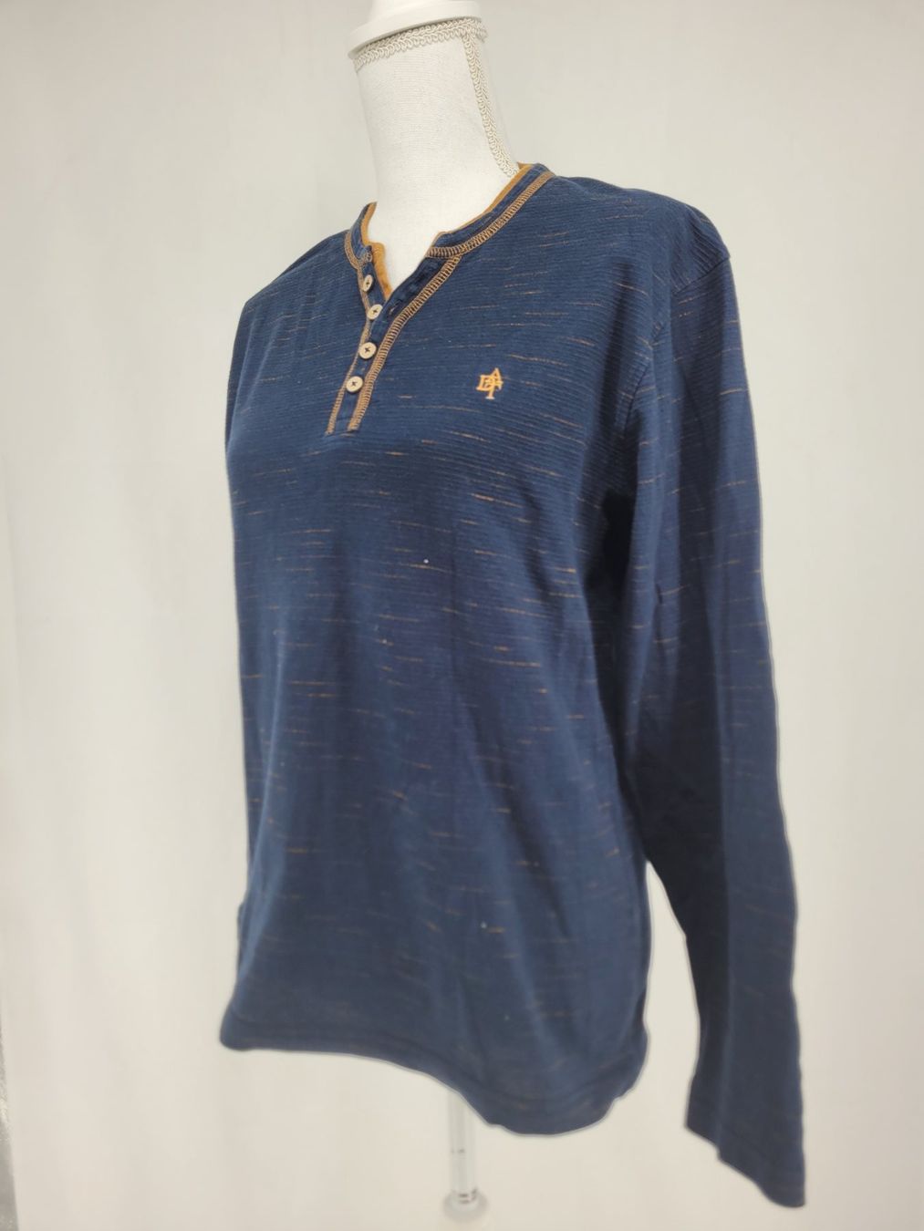 Maglioni & Felpe: ARMAND THIERY Pull bleu - S – Usato da Lausanne venduto da PlusValue_Lausanne