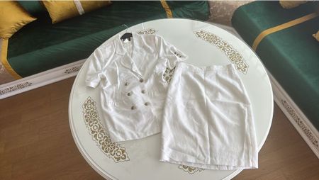 Blazer und Rock weiss Grösse 36/38 guter Zustand