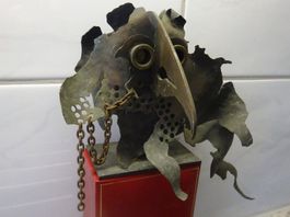 Eisenplastik Vogel Krähe / S. Widmer