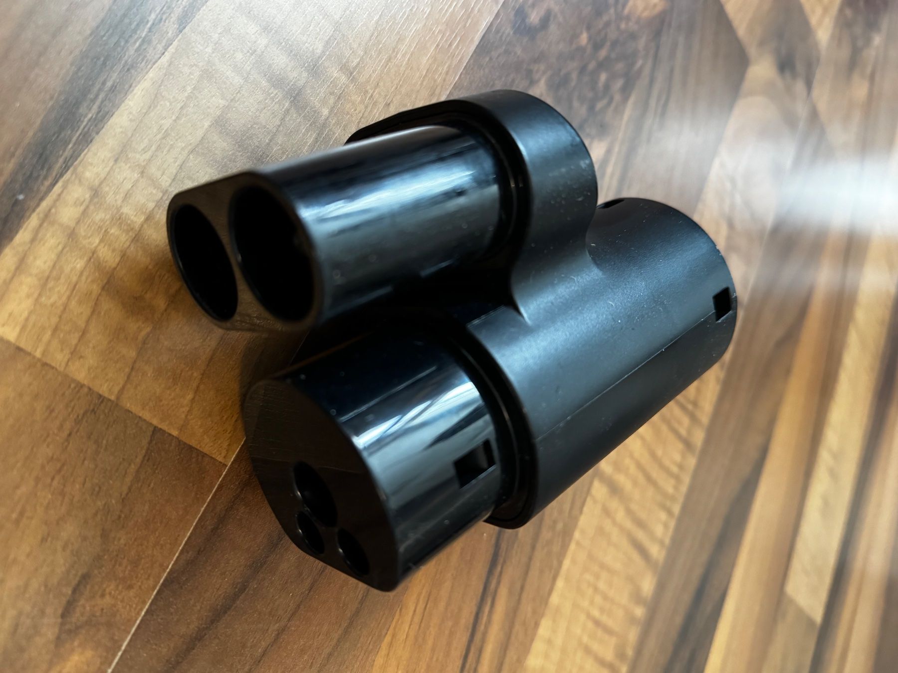 Unità & Adattatore: Tesla - CCS Combo 2 Adapter – Usato da Kilchberg ZH venduto da Elmo163 1