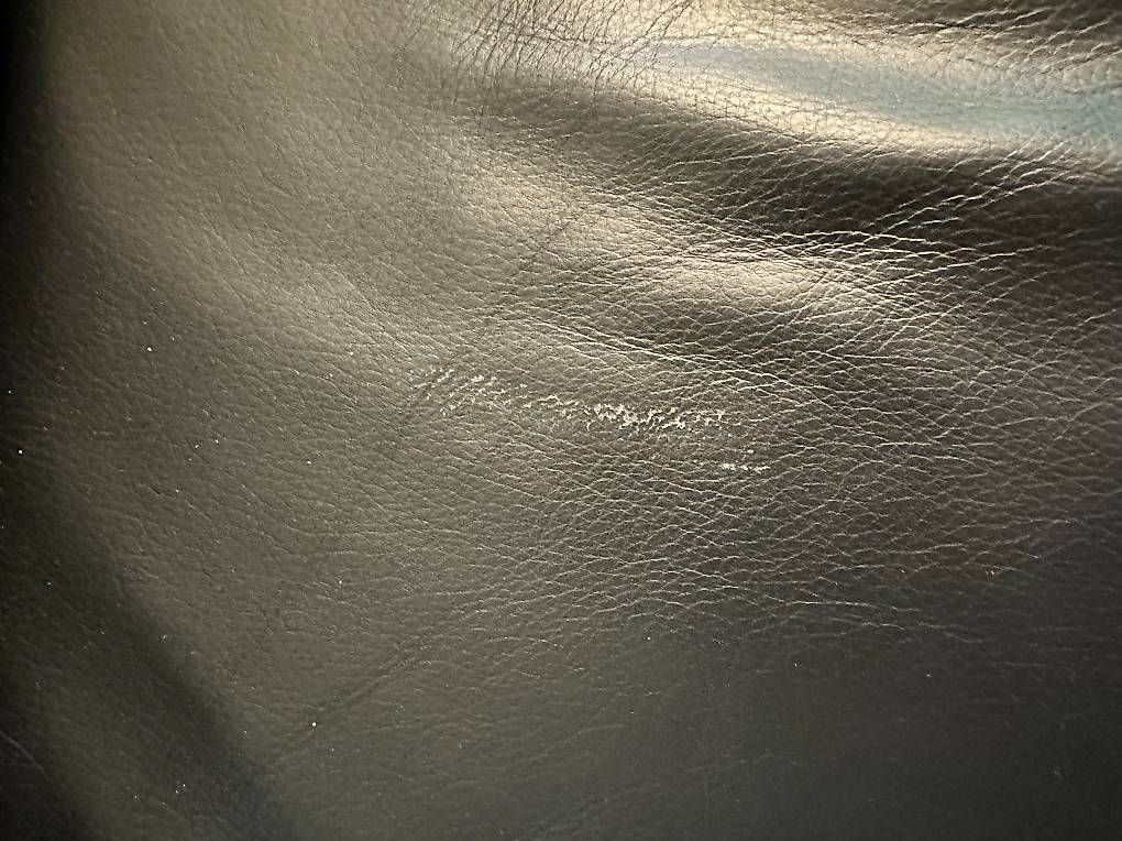 Sofas: Sofa Echtleder schwarz – D'occasion à Zug par roliro54 2