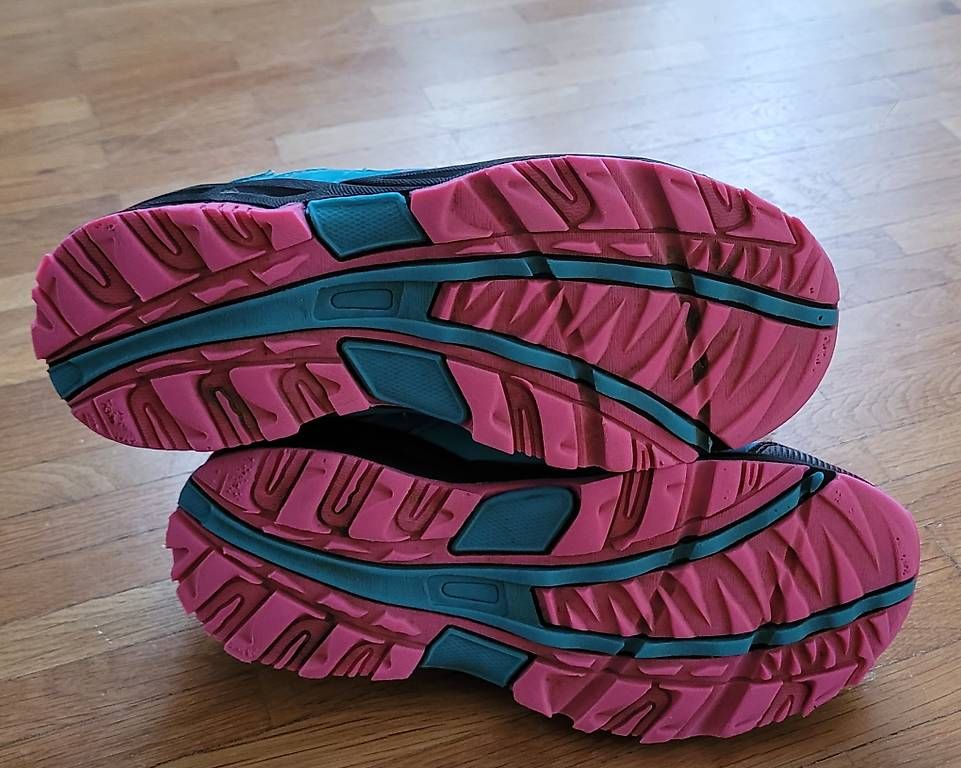 Chaussures filles: Trekkingschuhe, Gr. 32 – D'occasion à Zürich par Cologna 1