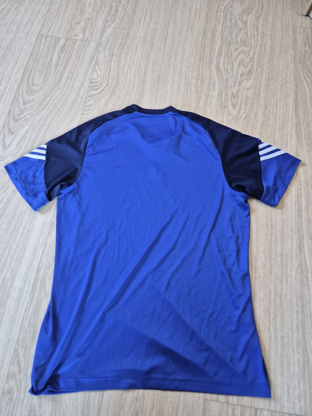 Adidas T-shirt: T-shirt Adidas climate bleu taille L  – Usato da La Joux FR venduto da car_ck96 4