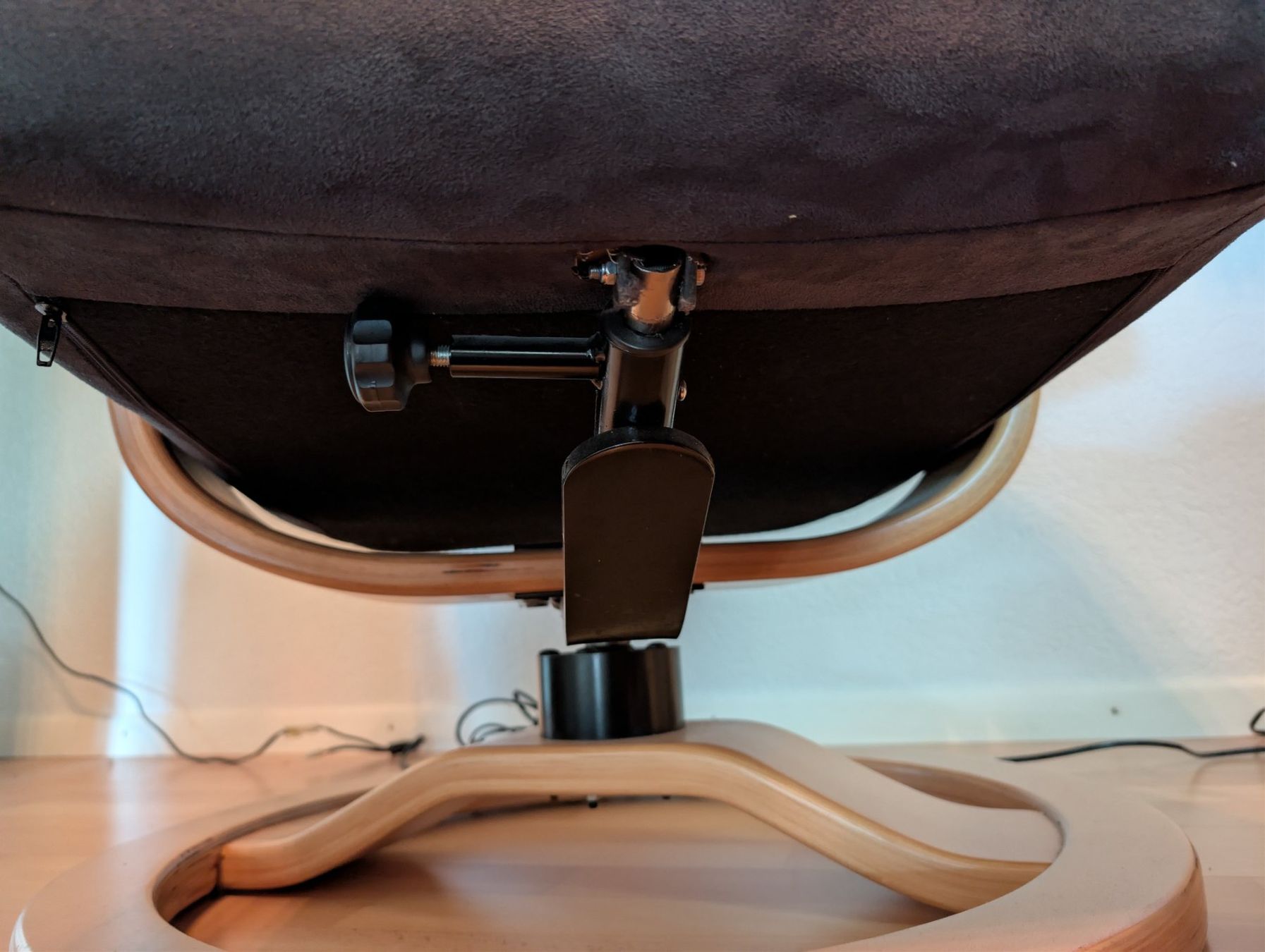 Fauteuils: Relax-Sessel mit Fussteil – D'occasion à Wald AR par Need2speed 2