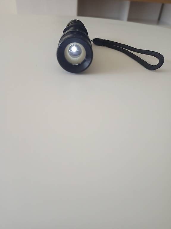 Lampes: Intertronic LED Handtaschenlampe – D'occasion à Altdorf UR par sportlife 2