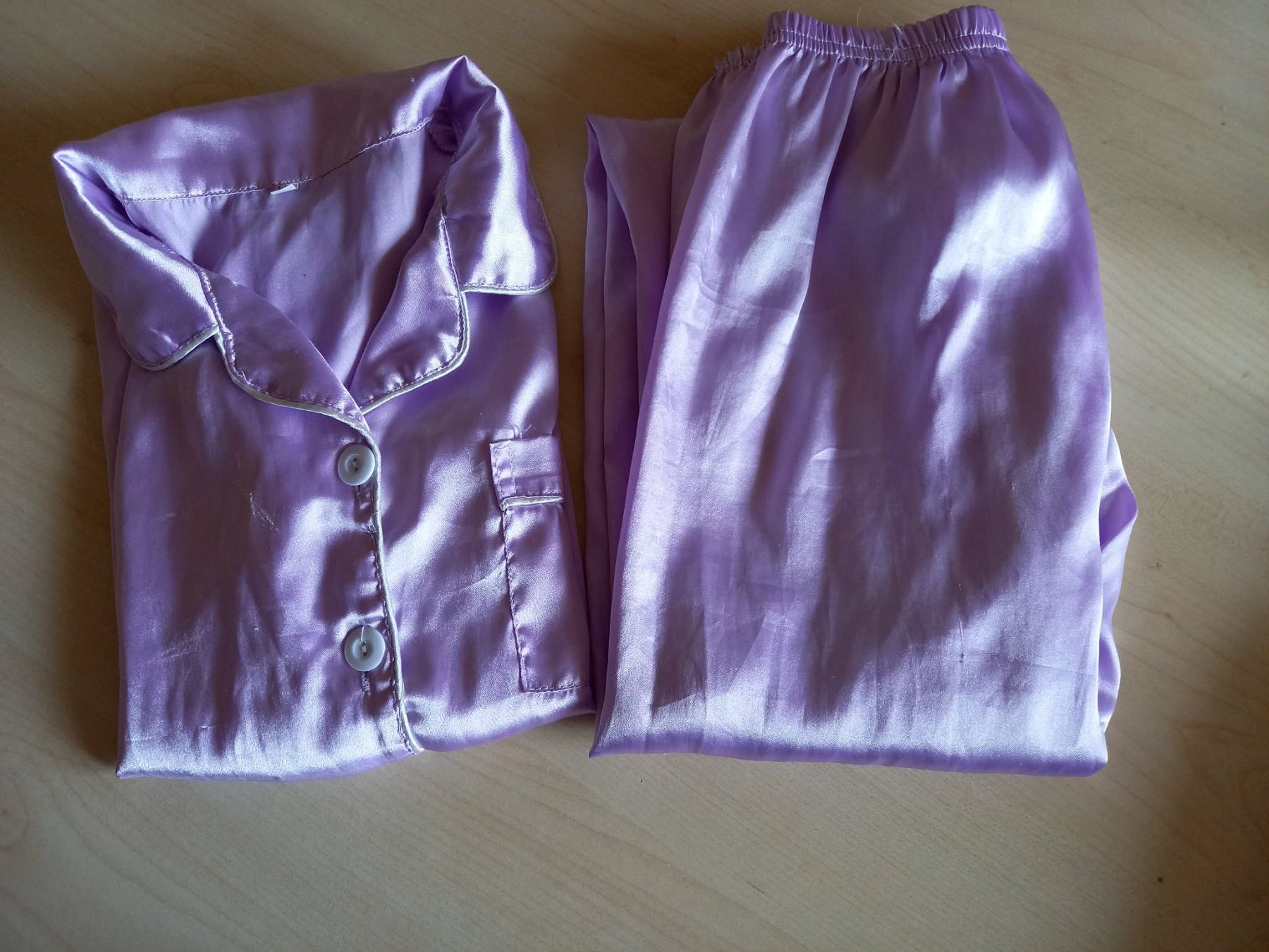 Lotti & Set di vestiti: Kinder Jacke, Pulli, Pyjama Gr 140 – Usato da Möhlin venduto da Simba4871 1