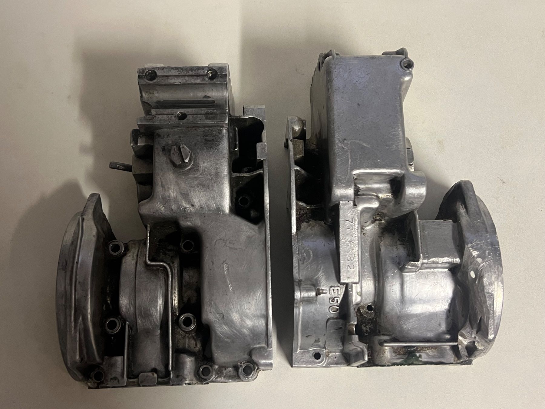 Puch Parti ricambio per ciclomotori: Puch Maxi E50 4 Lager Motorgehäuse Motor Gehäuse – Usato da Steffisburg venduto da FlorianJohner 2