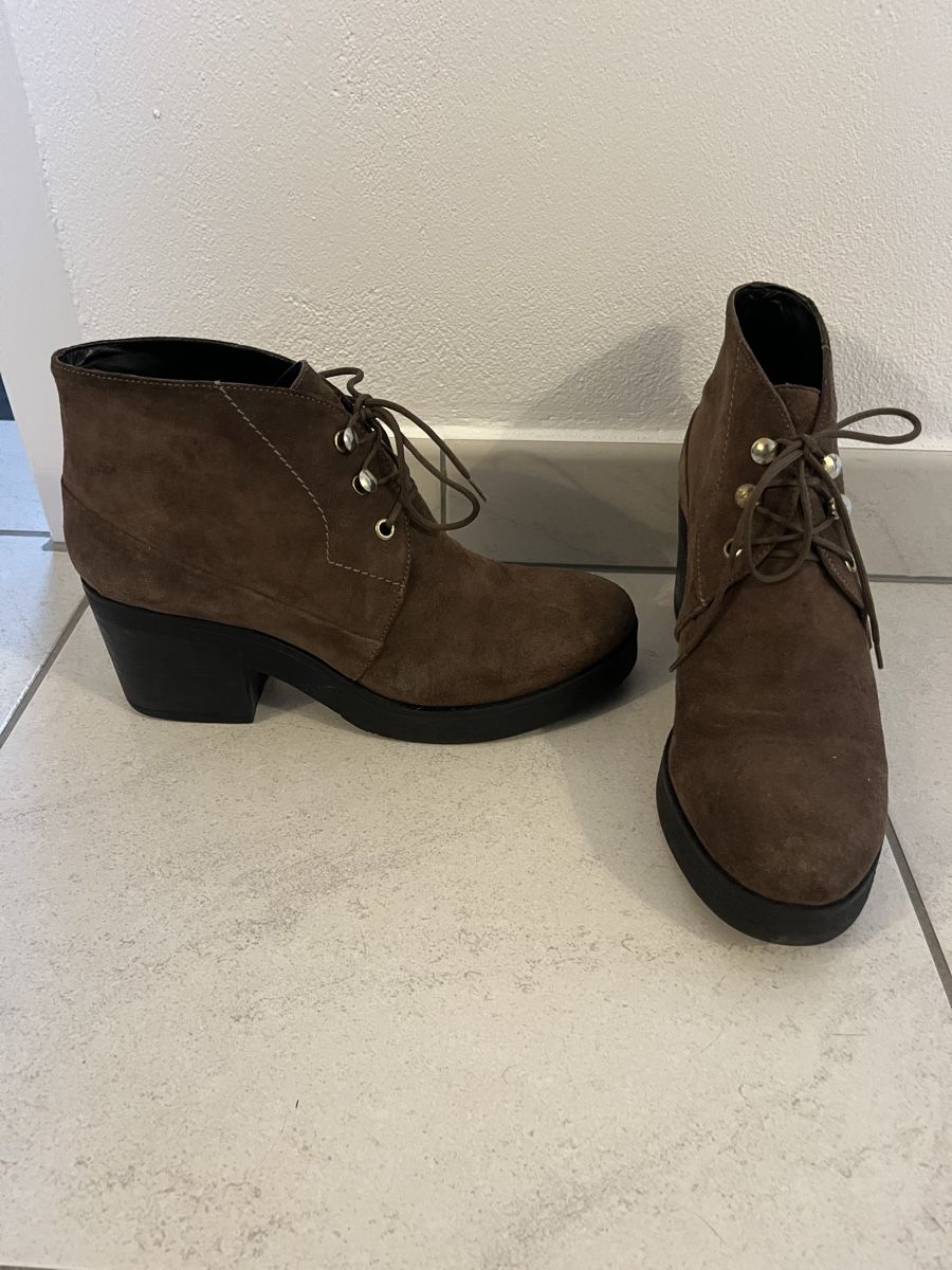 Damenschuhe: Lederstiefeletten Gr. 40 braun Plateau – Gebraucht aus Chur von Mity88 1