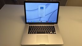 MacBook Pro 15 i7 16GB 500GB SSD