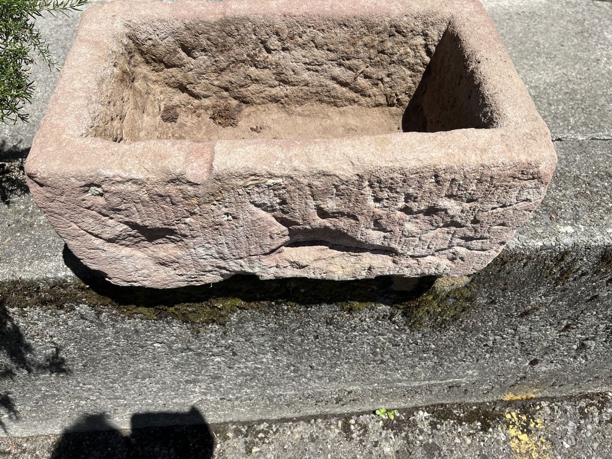 Stagni & Fontane ornamentali: Antiker kleiner Sandsteintrog Brünneli Blumentrog ec – Usato da Brienz BE venduto da hey_z9vg 4