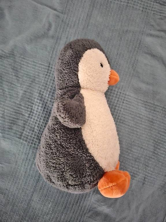 Spielzeuge: Plüschtier Pinguin – Gebraucht aus Winterthur von bub_rq8q 1