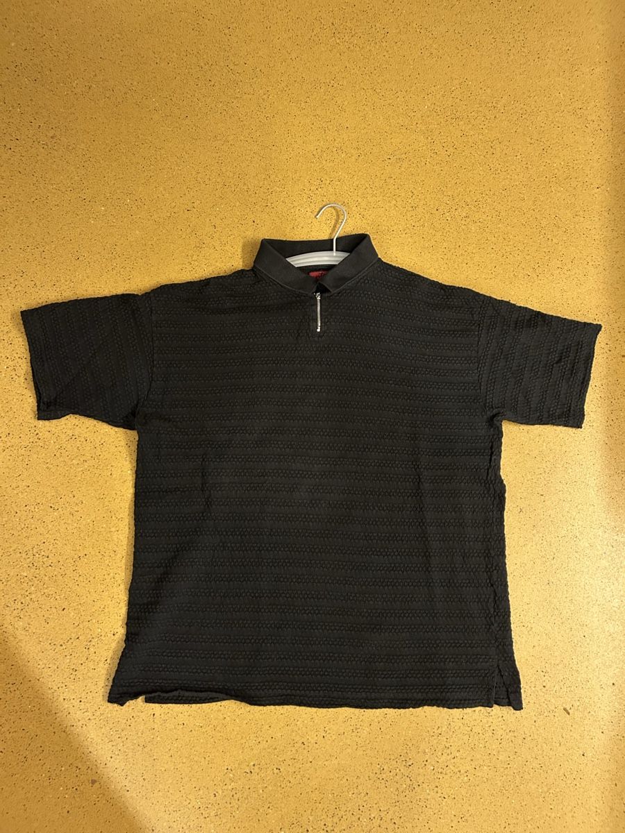 Magliette Polo: Vintage Polo Shirt – Usato da Winterthur venduto da mic_dx6g