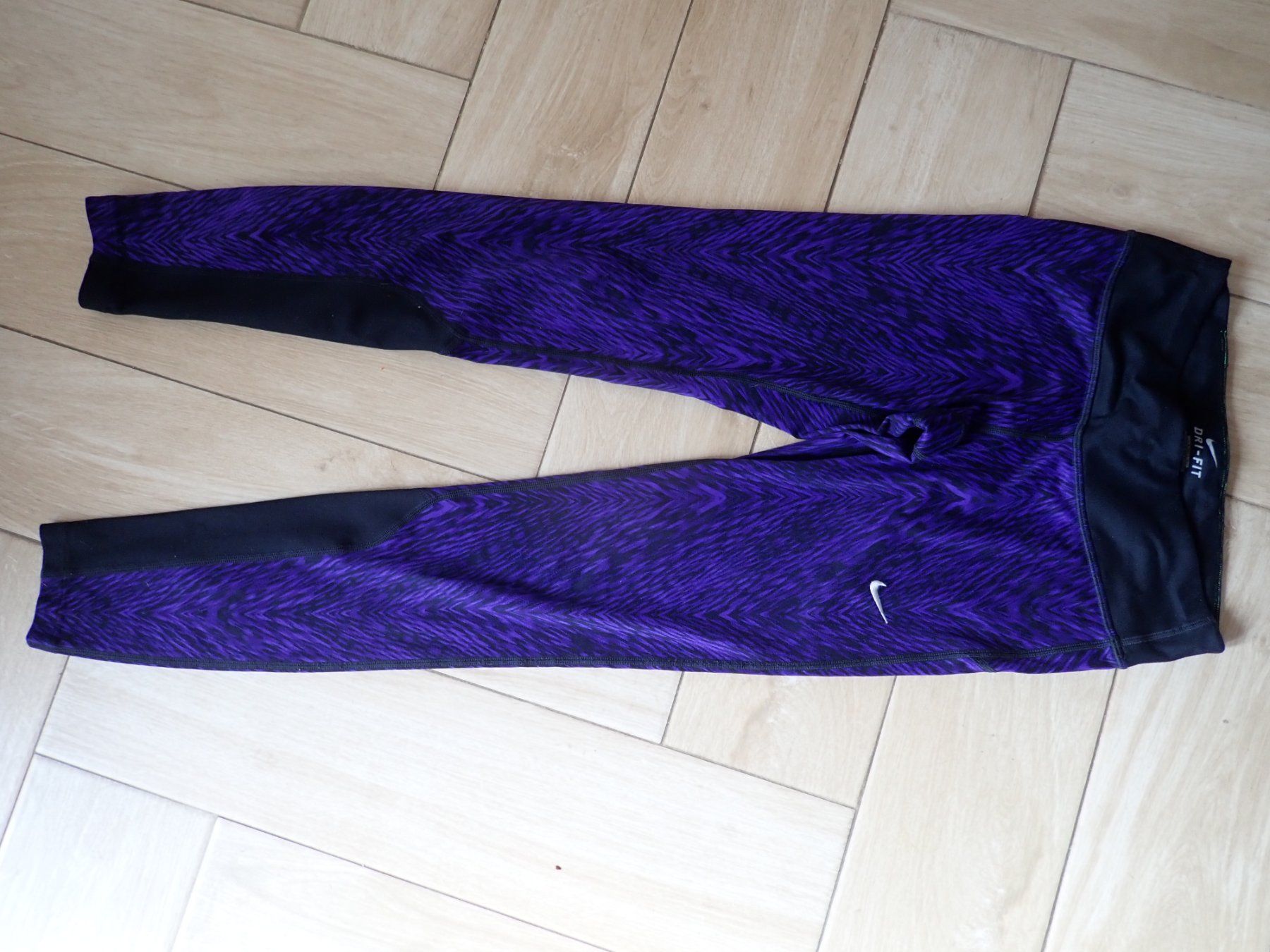 Strumpfhosen & Leggings: Legging Nike XS – Gebraucht aus Petit-Lancy von camping_car