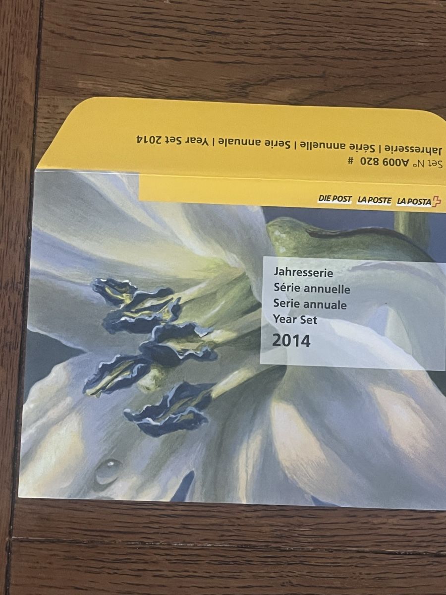 Tous les timbres: Série annuelle oblitérée 2014 4 émissions – Neuf avec emballage d'origine à BREMBLENS par Lafoudre 5