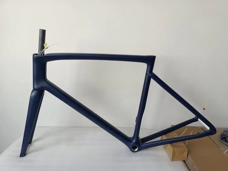 Pezzi di ricambio: Carbon Rennrad Rahmen 580 – Nuovo (secondo la descrizione) da Luzern venduto da DarioS90 1
