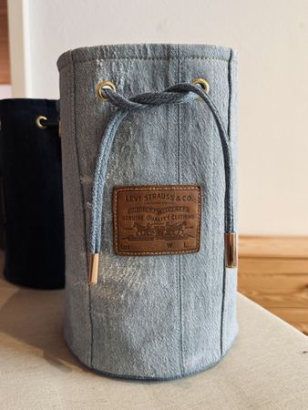 Handgemachte Bucket Bag aus Levi's Jeans