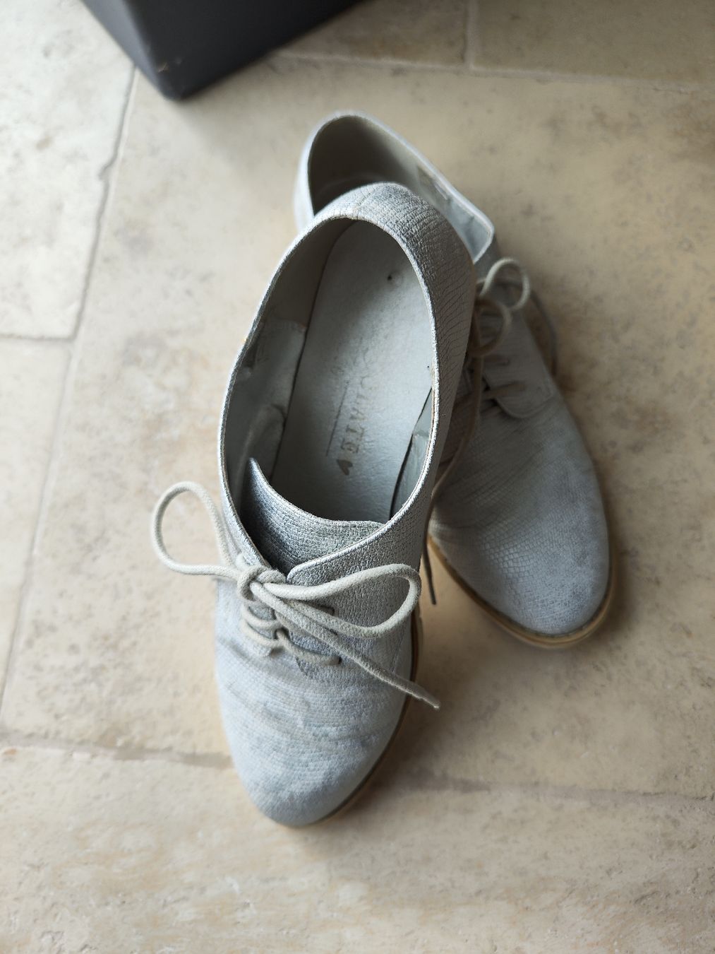 Damenschuhe: Silberne Schnürschuhe Gr.39 bequem & stylisch! – Gebraucht aus Uerikon von paloma61 3