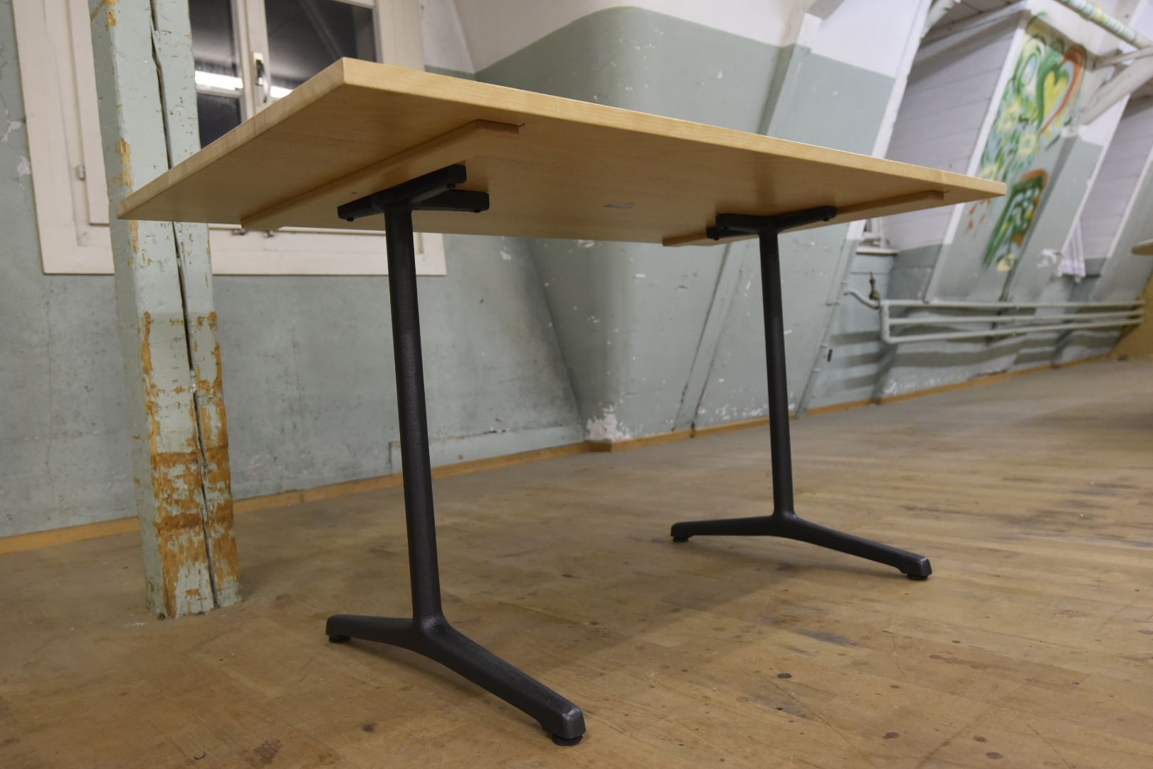 Horgen Glarus Tavoli: Designer Tisch Horgenglarus – Usato da Lichtensteig venduto da Usedinstorecom 5