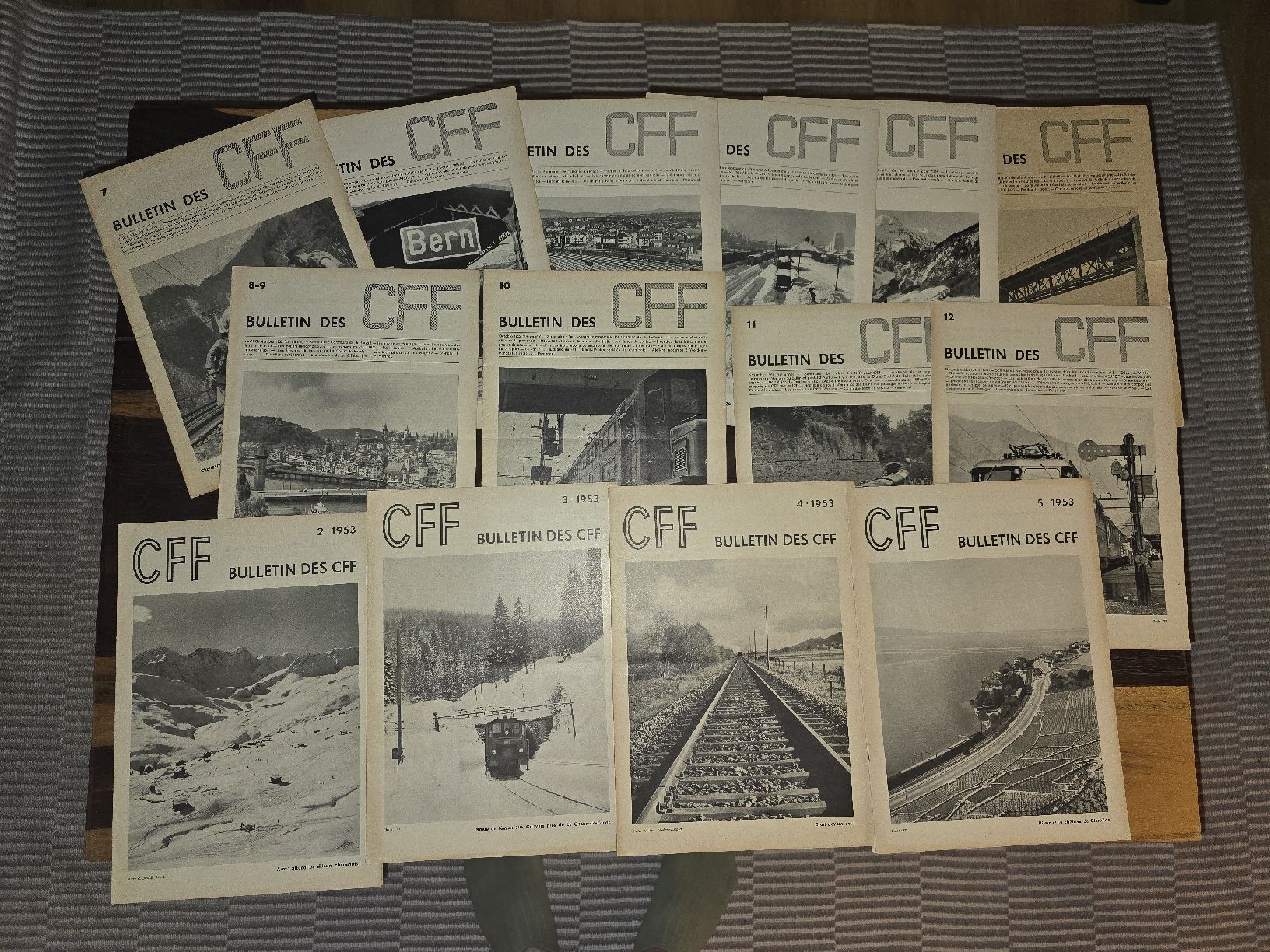 Riviste & Magazine: 14 Bulletins des CFF 1952-1953 – Usato da Farvagny-le-Petit venduto da Aeternitas_FS