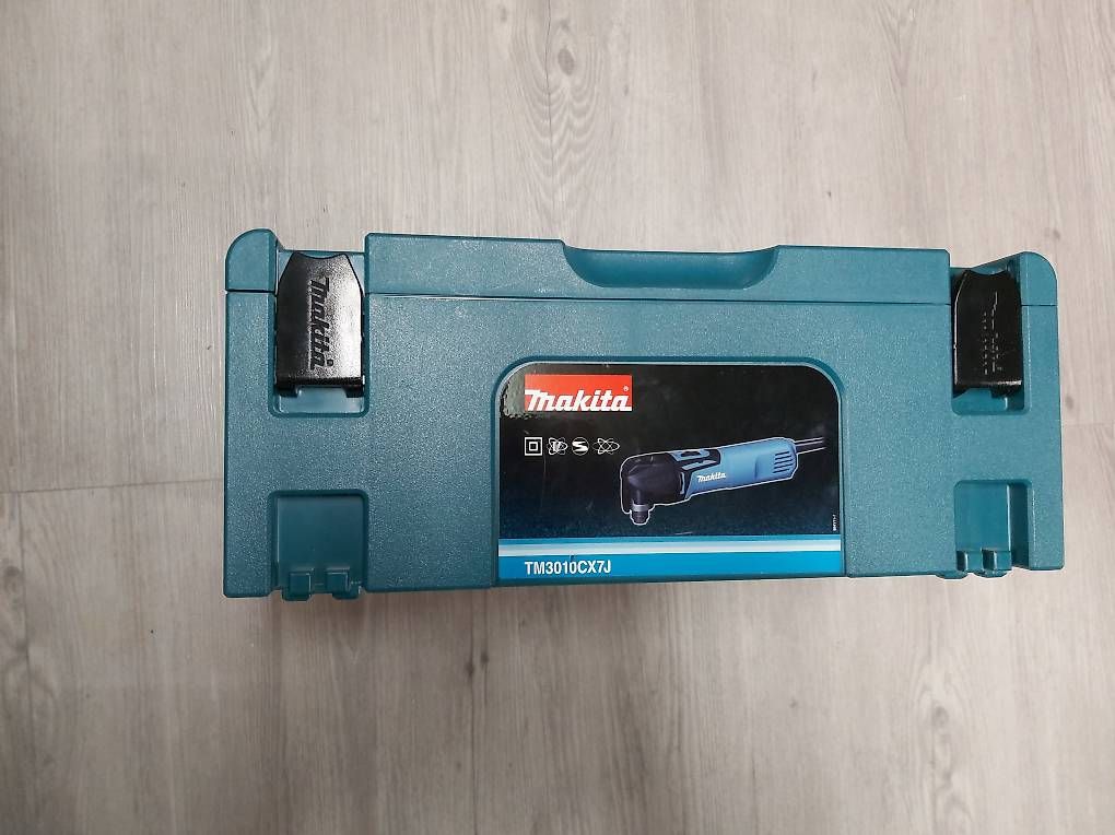 Makita Tutte le macchine: Makita Oszillierendes Multitool – Usato da Stalden (Sarnen) venduto da chr_s5xx 1