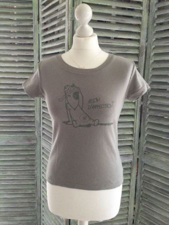 T-shirt kaki BESOIN D’AFFECTION