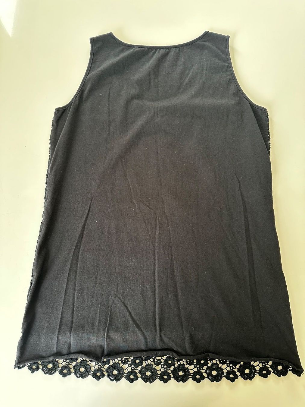 Top: Top schwarz ; Grösse 36 – Usato da Lausen venduto da Swissart123 2