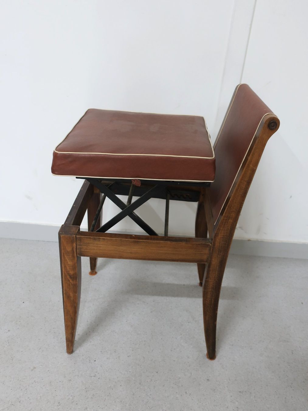 Hocker: Vintage-Klavierhocker aus den 1950er – Gebraucht aus Volketswil von brockipfannenstil 3
