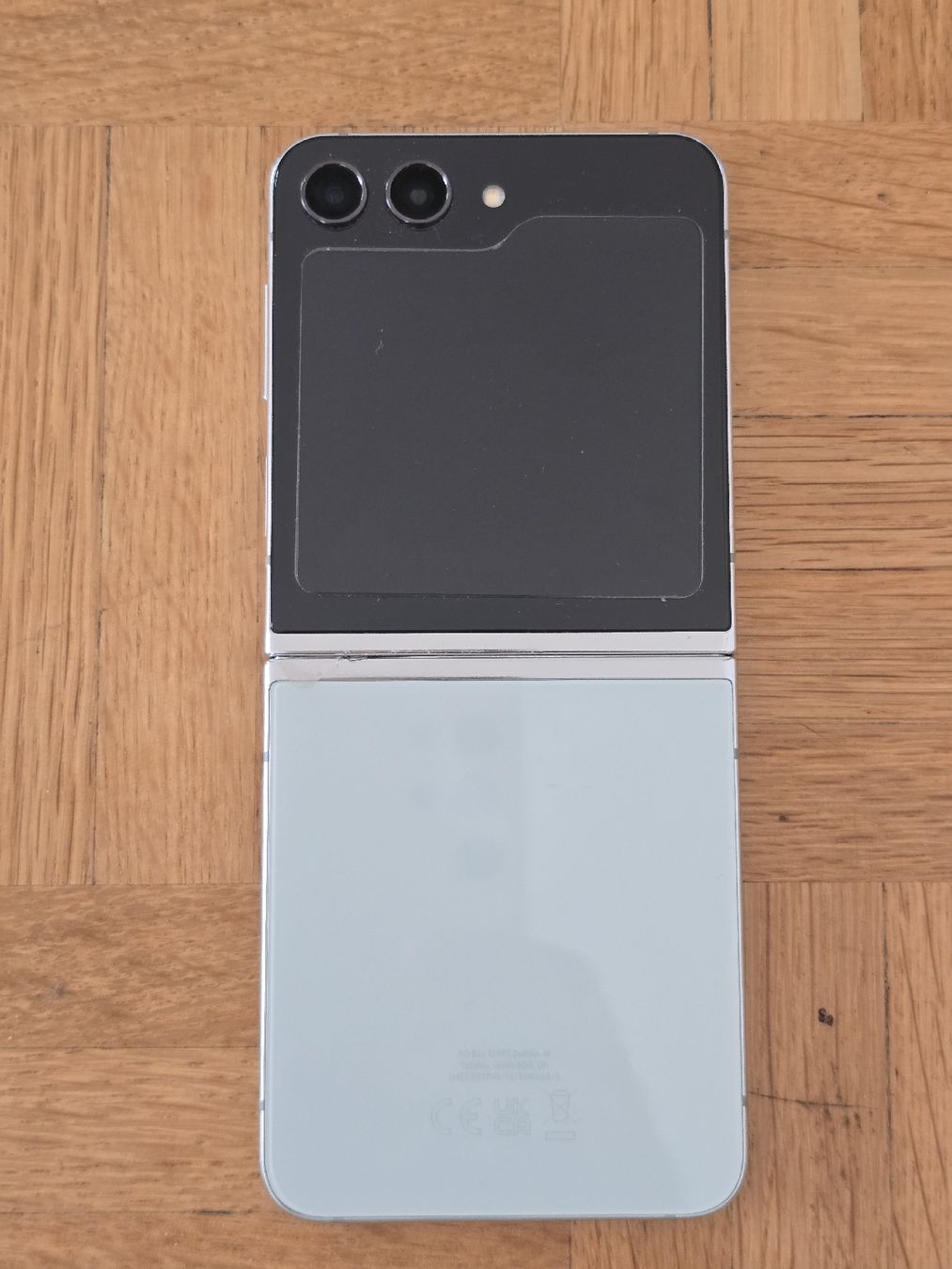 Samsung Portables: Samsung Galaxy Flip 5 Flip5 512GB – D'occasion à Meggen par ziyaince40 1