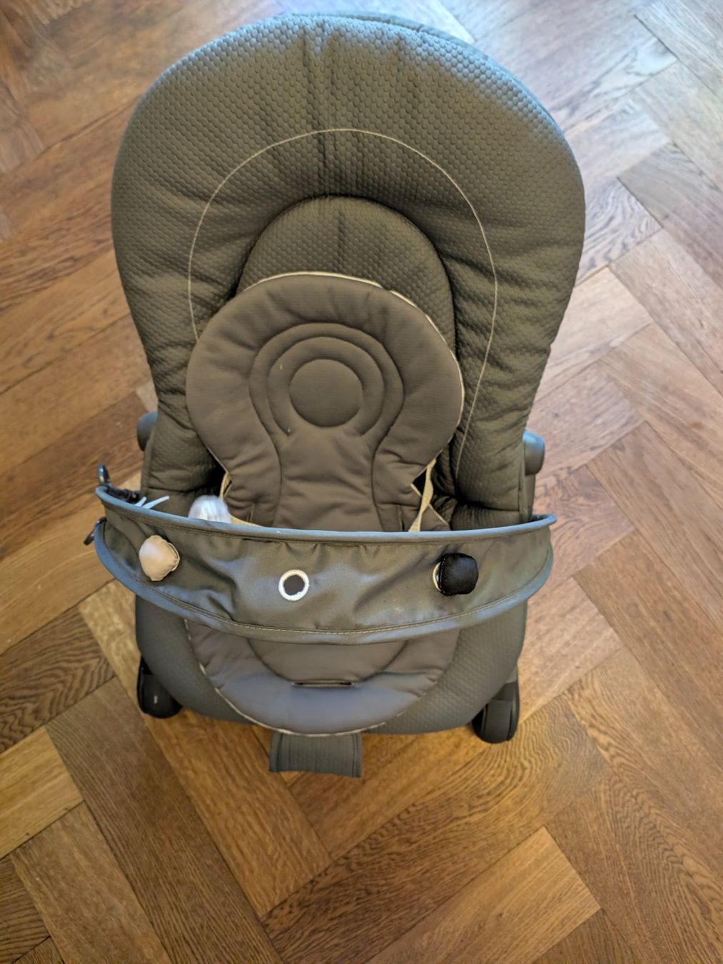 Chicco Sdraiette & Sdraiette a dondolo: Babywippe Chicco Hoopla – Usato da Bern venduto da Rast 1
