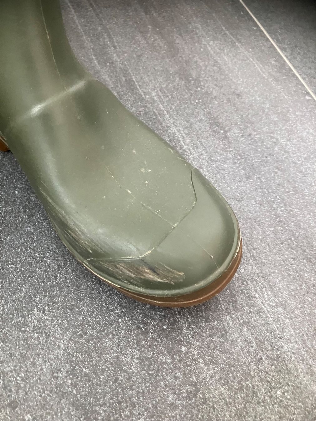 Scarpe da uomo: Arbeitskleidung Stall Stiefel Gr.42 – Usato da Bettwiesen venduto da Zustand57 4