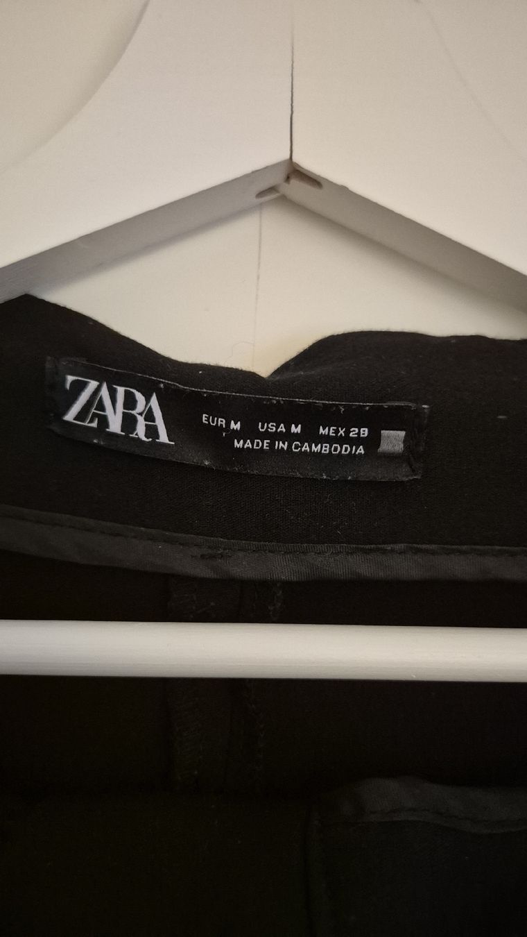 Zara Pantaloni: Schicke Zara Culotte Hose – Usato da St. Gallen venduto da justmeeee 2