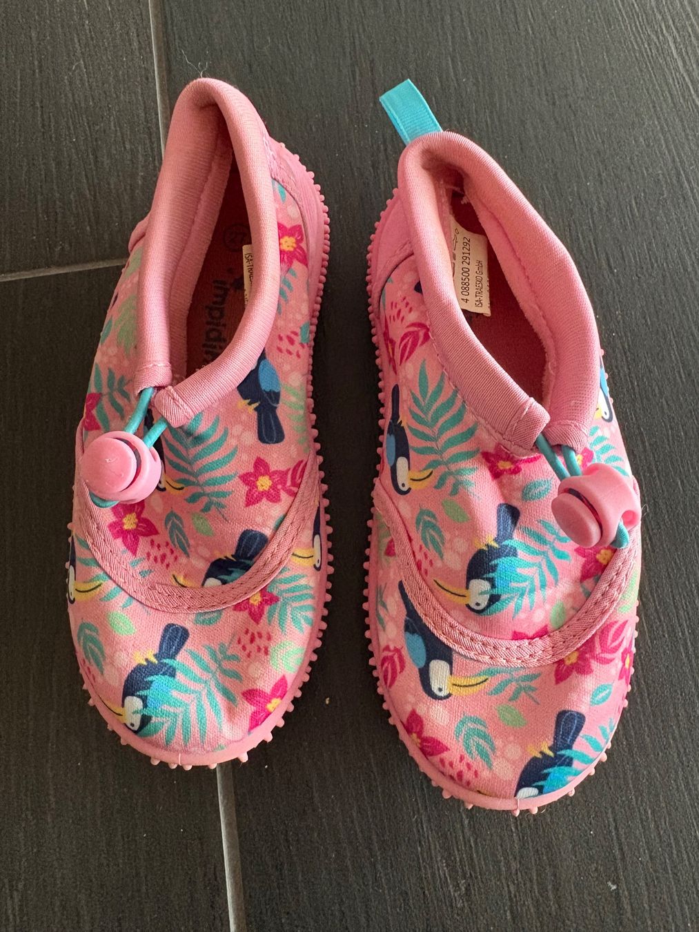 Scarpe per ragazze: Scarpe da mare bambina 27 – Usato da Lausanne venduto da 55Foxtrot
