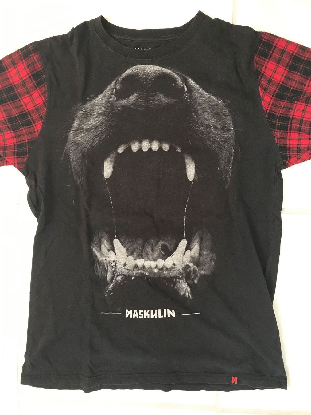 T-shirt: Maskulin fler shirt L – Usato da Langnau am Albis venduto da CollectingCoRe