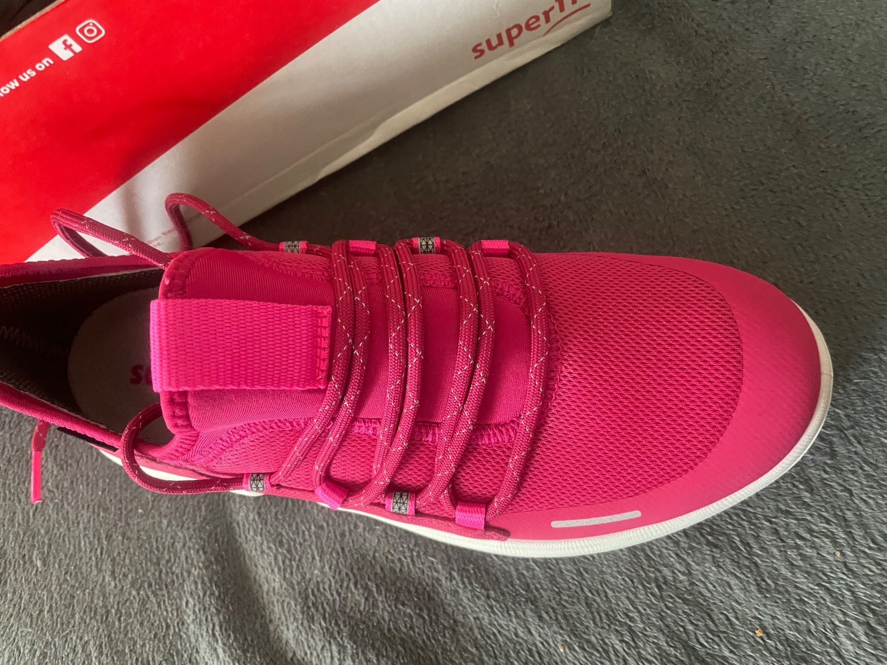 Superfit Scarpe per ragazze: Superfit Goretex Halbschuhe Schuhe – Nuovo (secondo la descrizione) da Flüelen venduto da AU10 1