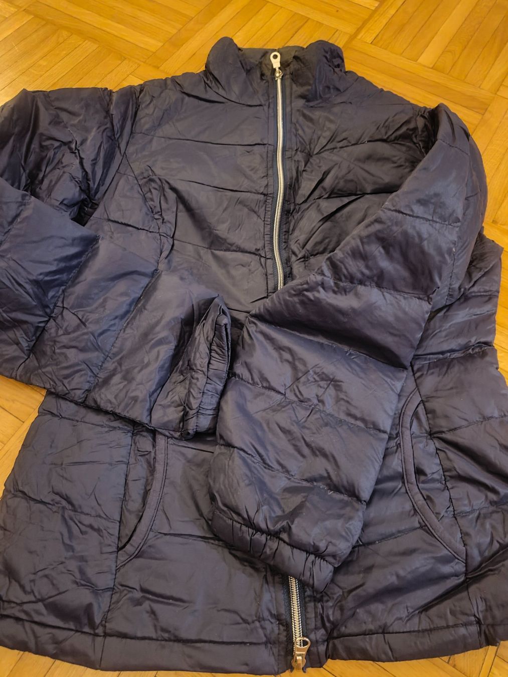 Giacche: Doudoune bleu marine – Nuovo e nell'imballaggio originale da Grand-Lancy venduto da ana_7y2f 2