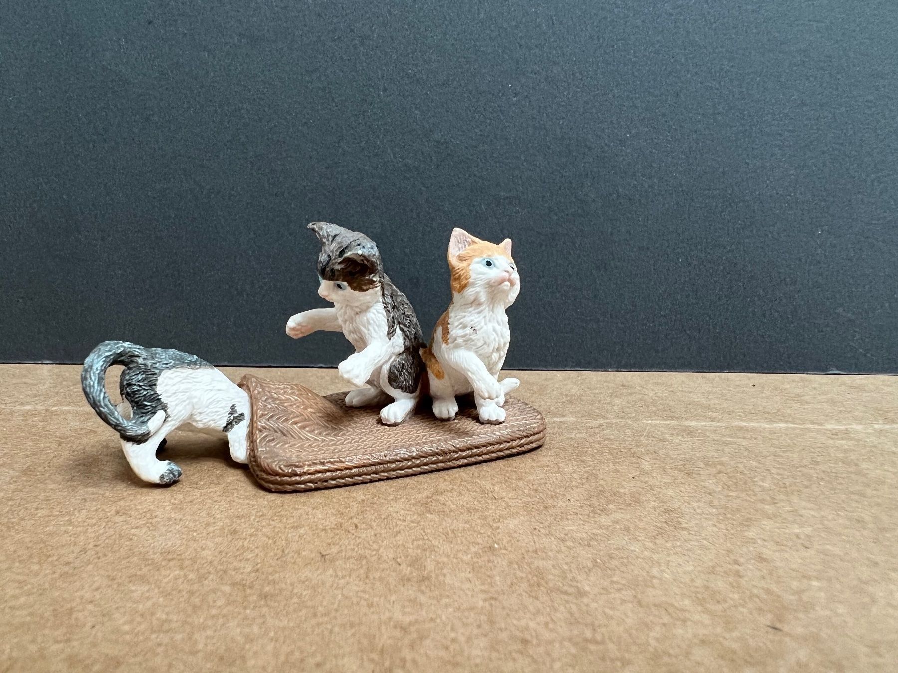 Schleich Statuette: Schleich 13674 Katzenjungen Katze – Usato da Ennetbaden venduto da mapa05 3