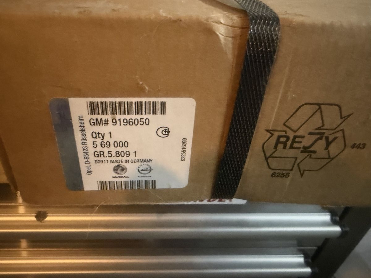Opel Tutti pezzi di ricambio auto: Disques et plaquettes Opel corsa C – Nuovo e nell'imballaggio originale da Villarepos venduto da manotas 1