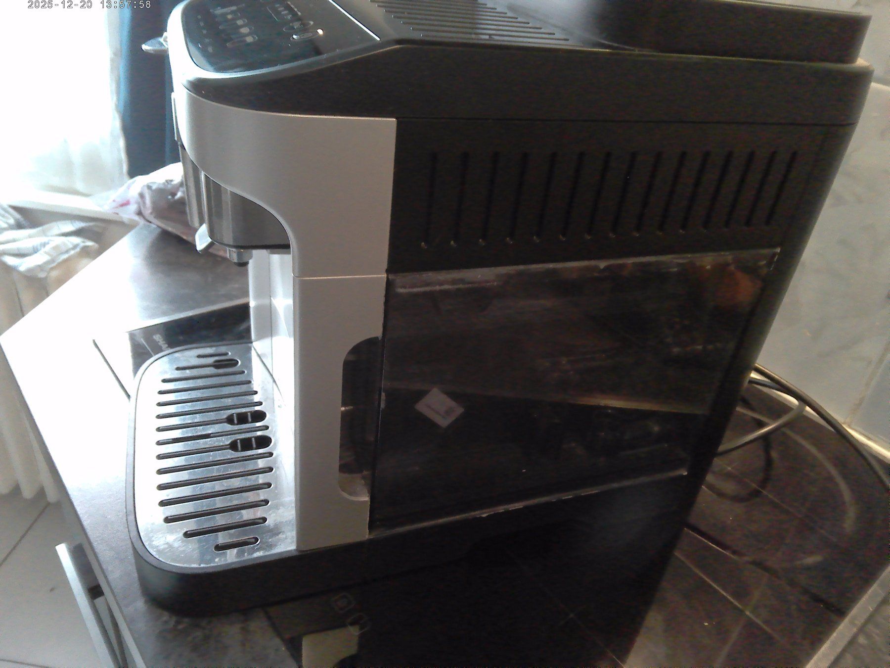De'Longhi Macchine per caffè & Macchine per espresso: Delongi Magnifica – Usato da Balsthal venduto da Subaru11 3